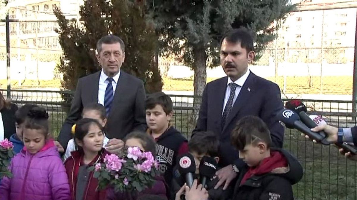 Bakan Duyurdu: Projeler Peş Peşe Açıklanacak