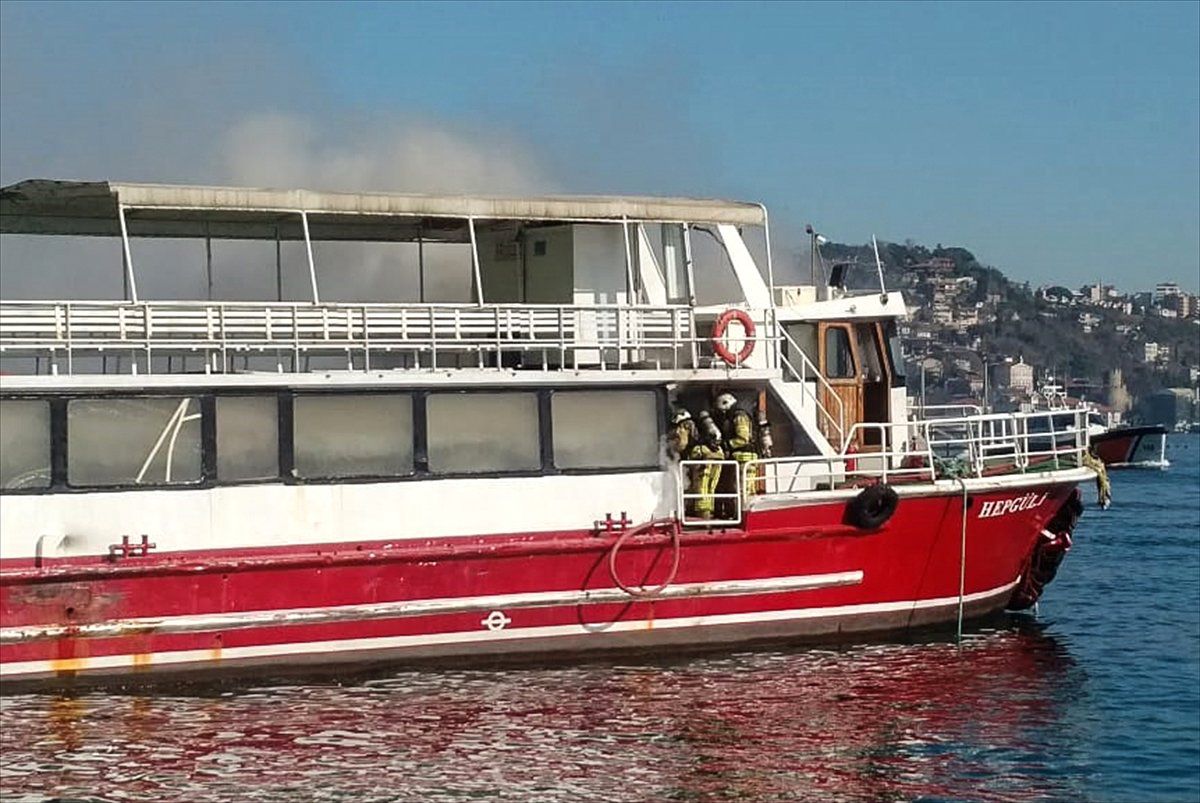 Bebek\'te Tekne Yangını