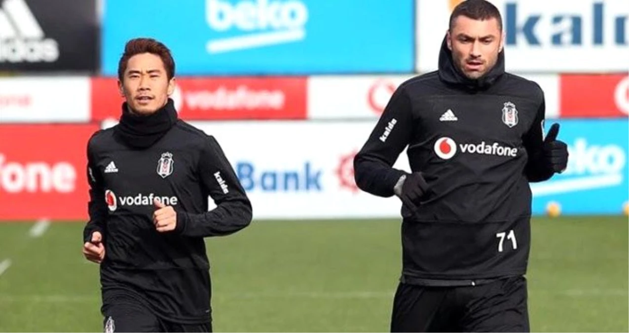 Beşiktaş\'ta Yeni Transferler İçin İmza Töreni Düzenlenecek