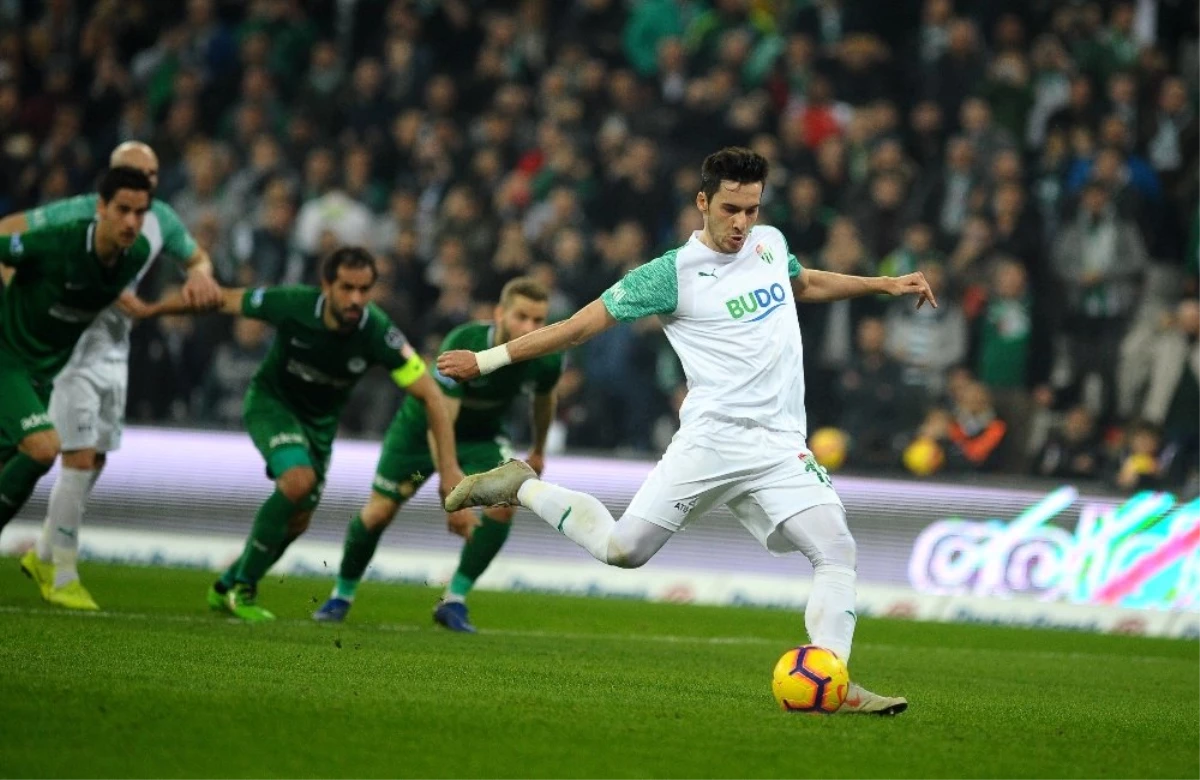 Bursaspor, Atiker Konsayspor ile 0-0 Berabere Kaldı