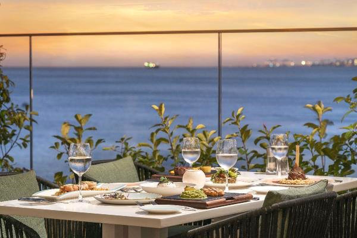 Crowne Plaza Florya\'dan Sevgililer Günü Fırsatı