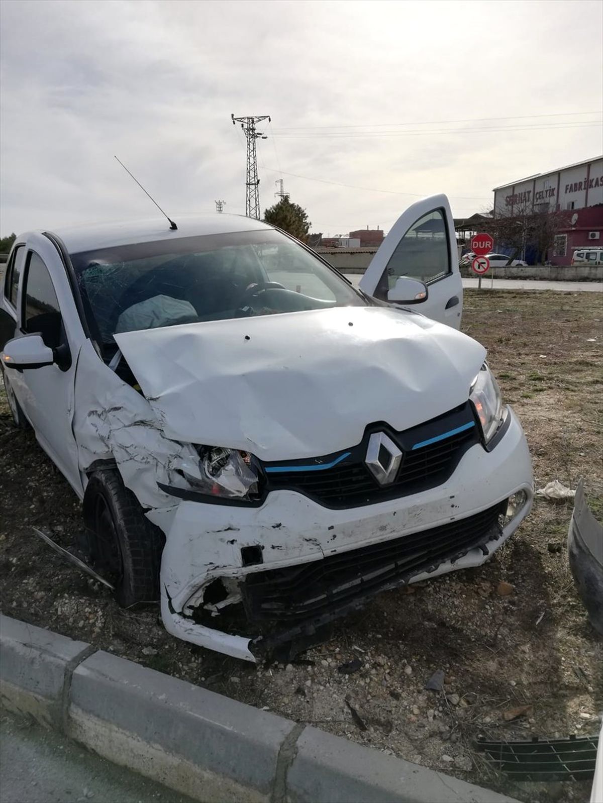 Edirne\'de Trafik Kazası: 4 Yaralı