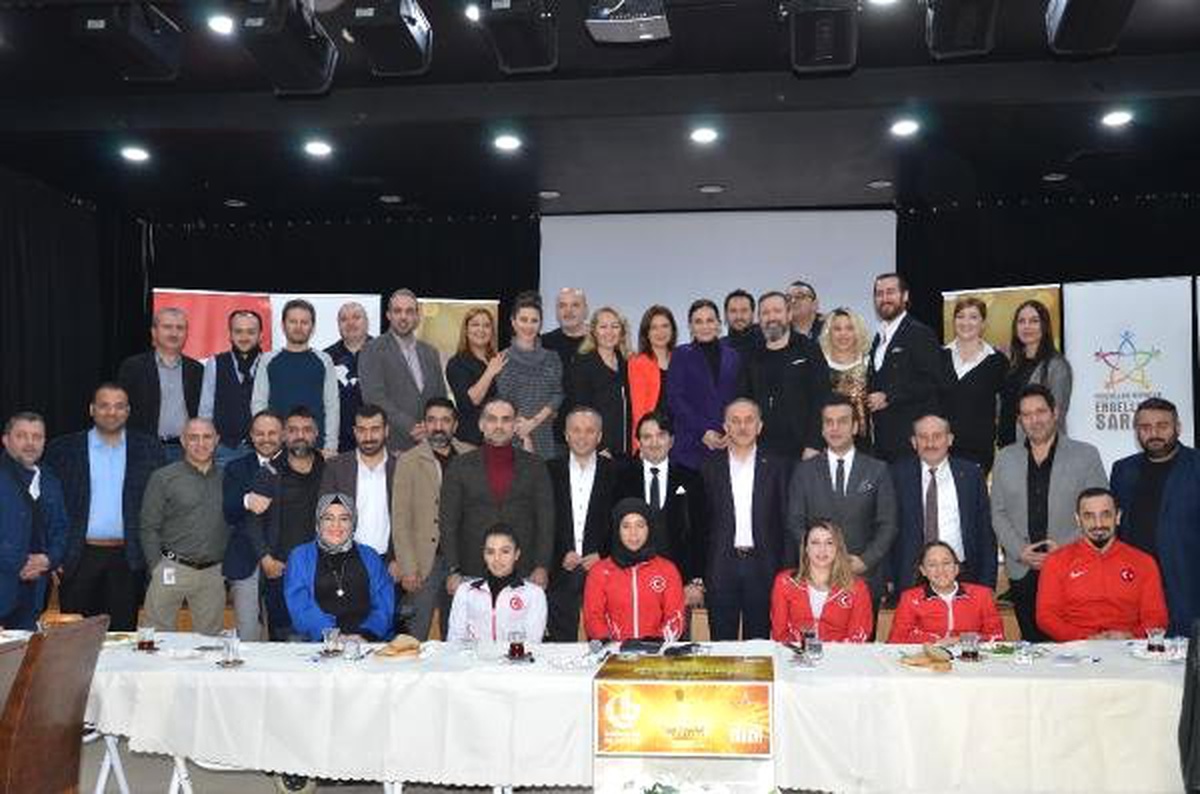 Engelli Vatandaşlar En İyi Radyocuyu Seçecek