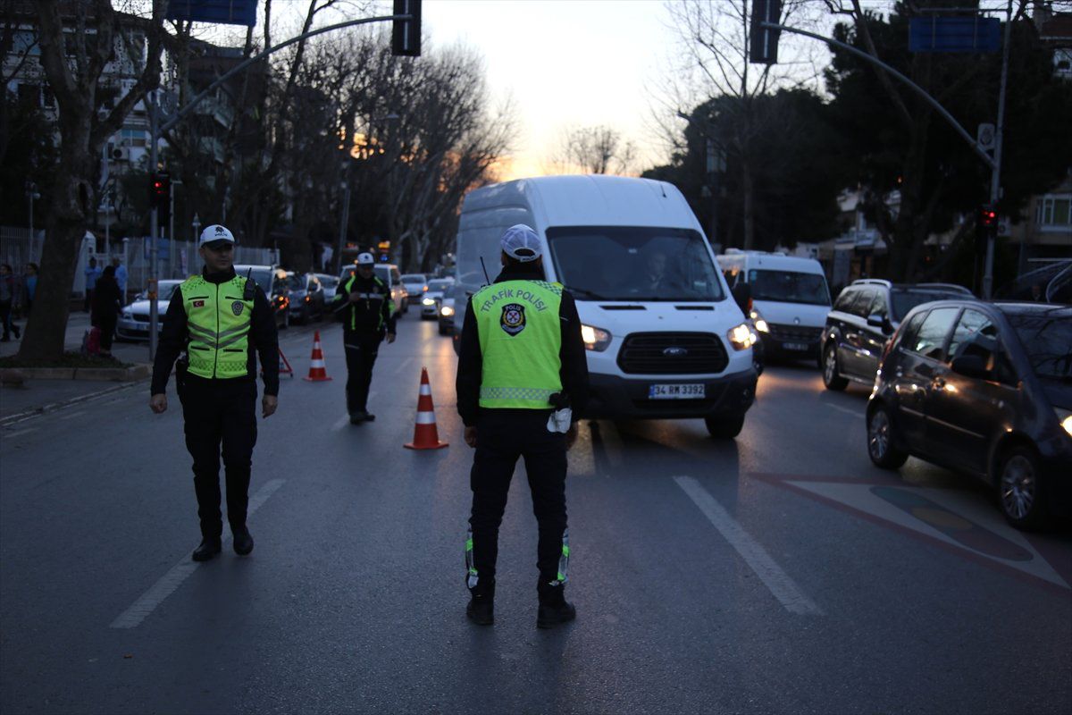 İstanbul\'da Okul Servisleri Denetlendi