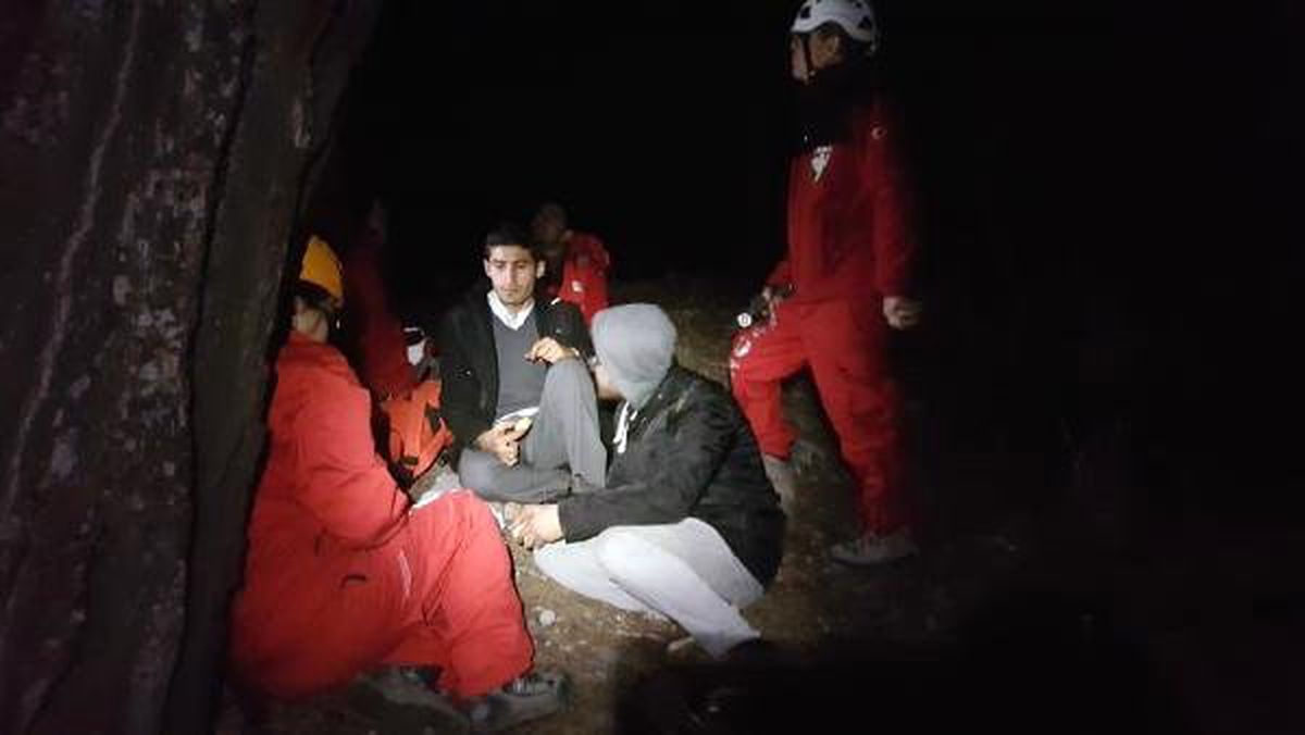 Kaybolan 2 Gence, Akut Ekibi 6 Saatte Ulaştı