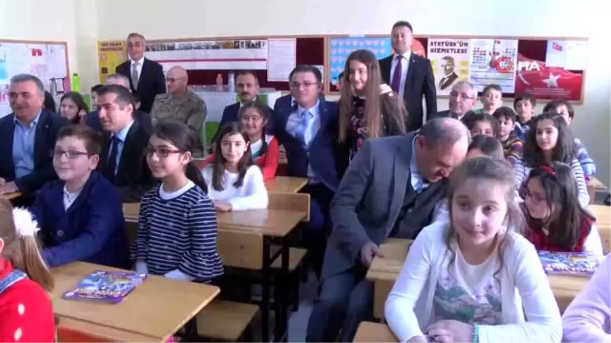 Tokat\'ta 200 Bin Kitap Çocuklarla Buluştu