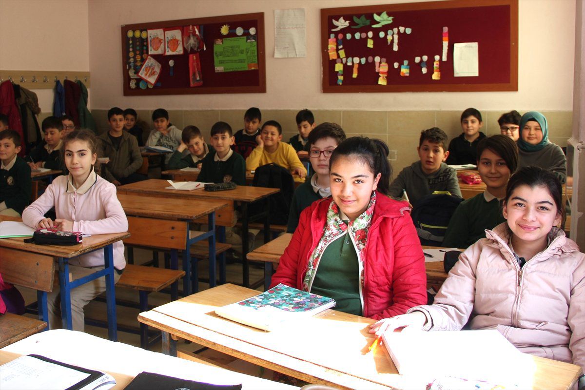 Ünye\'de 24 Bin Öğrenci Ders Başı Yaptı