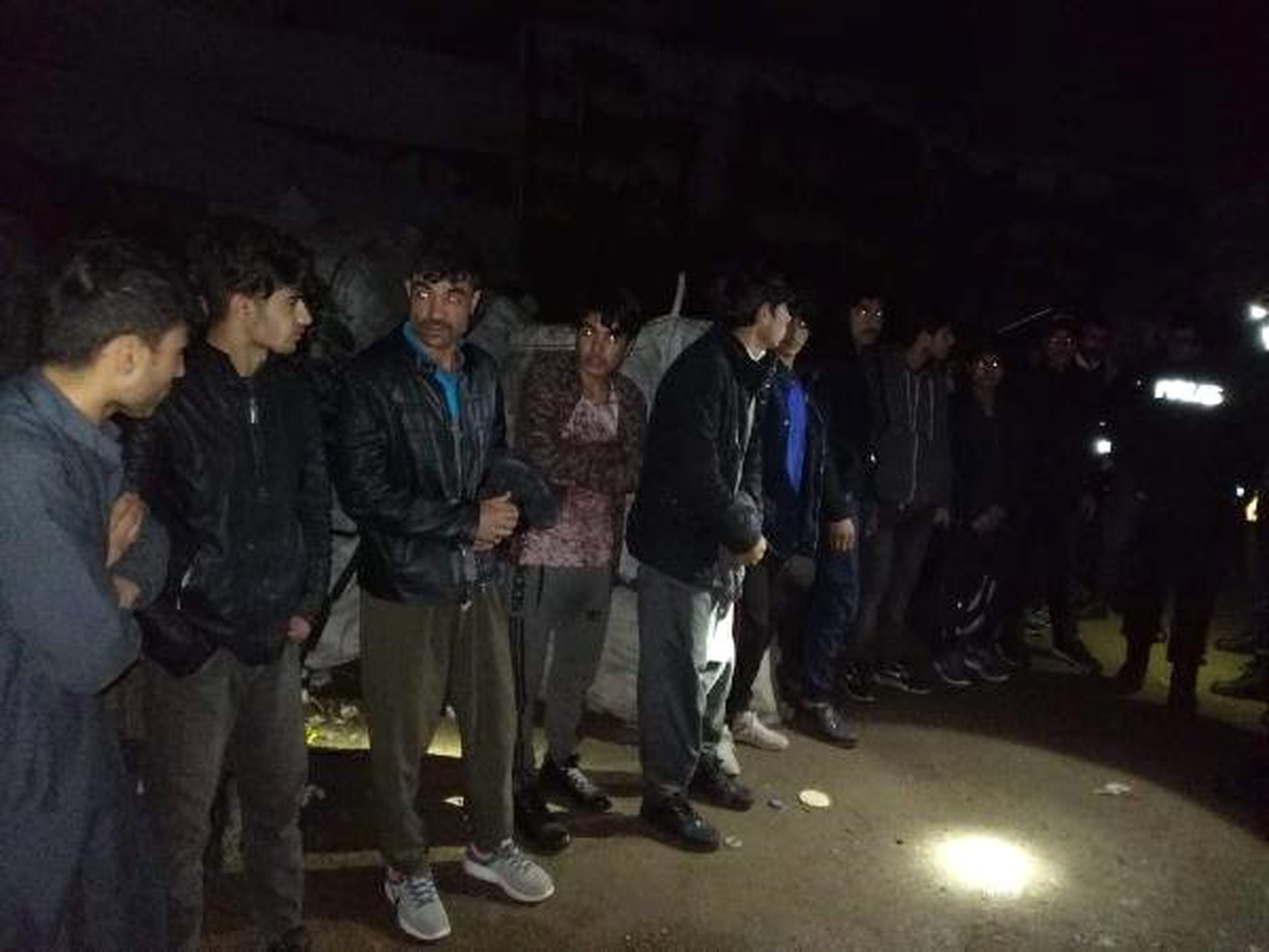 Afganistan Uyruklu Hırsızlık Şüphelileri Yakalandı