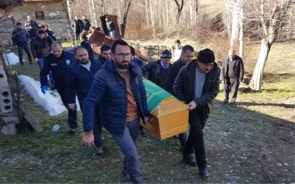 Bağ Evinde Kendini Asarak Yaşamına Son Verdi