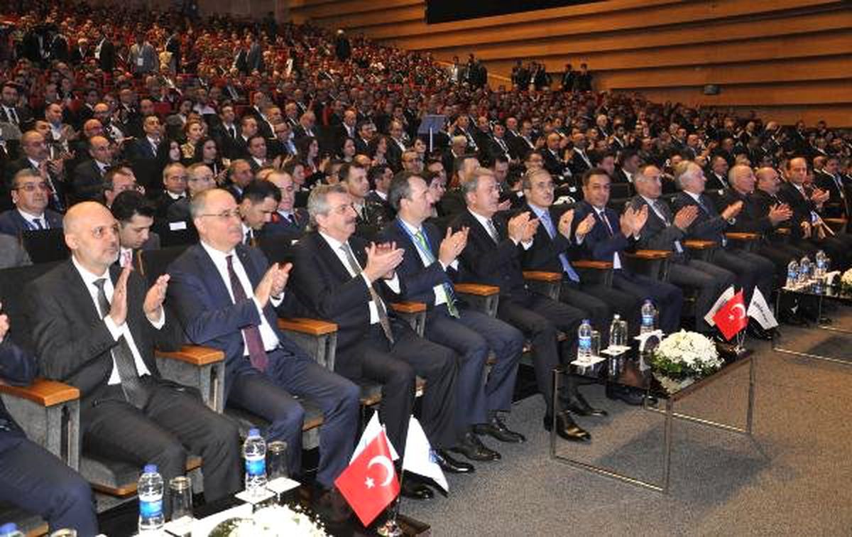 Bakan Akar: Savunma Sanayinde Yerlilik ve Millilik Yüzde 70\'lere Çıktı