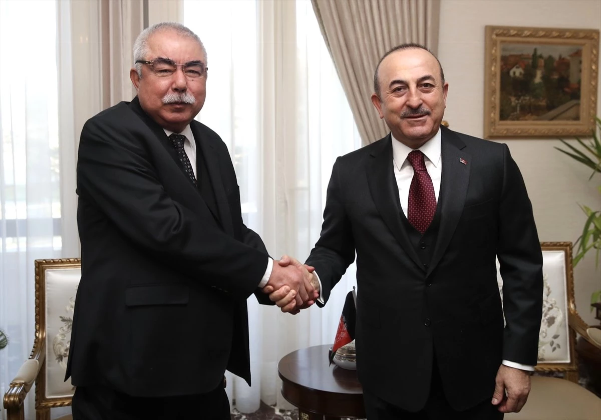 Çavuşoğlu Afganistan Cumhurbaşkanı Yardımcısı Dostum ile Görüştü