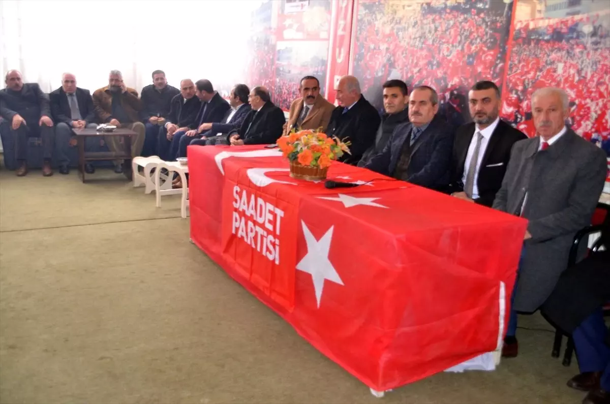 Muş\'ta Saadet Partisi Aday Tanıtım Toplantısı