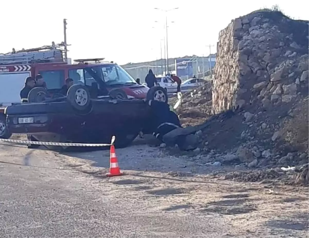 Takla Atan Otomobilin Sürücüsü Yaralandı