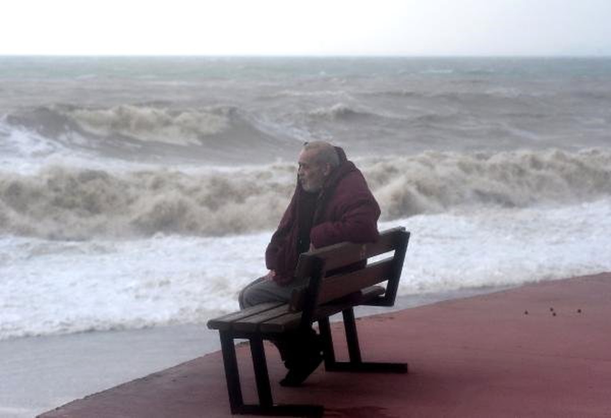 Antalya\'nın 5 İlçesinde Fırtına ve Hortum Alarmı (4)