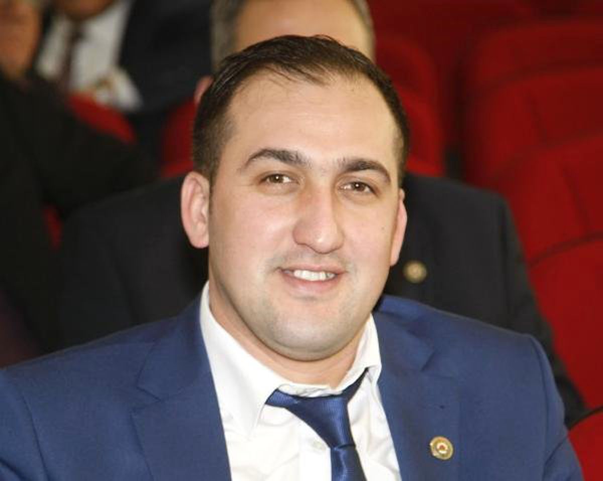 Baba ile Oğlu Muhtarlık Seçiminde Rakip Oldu