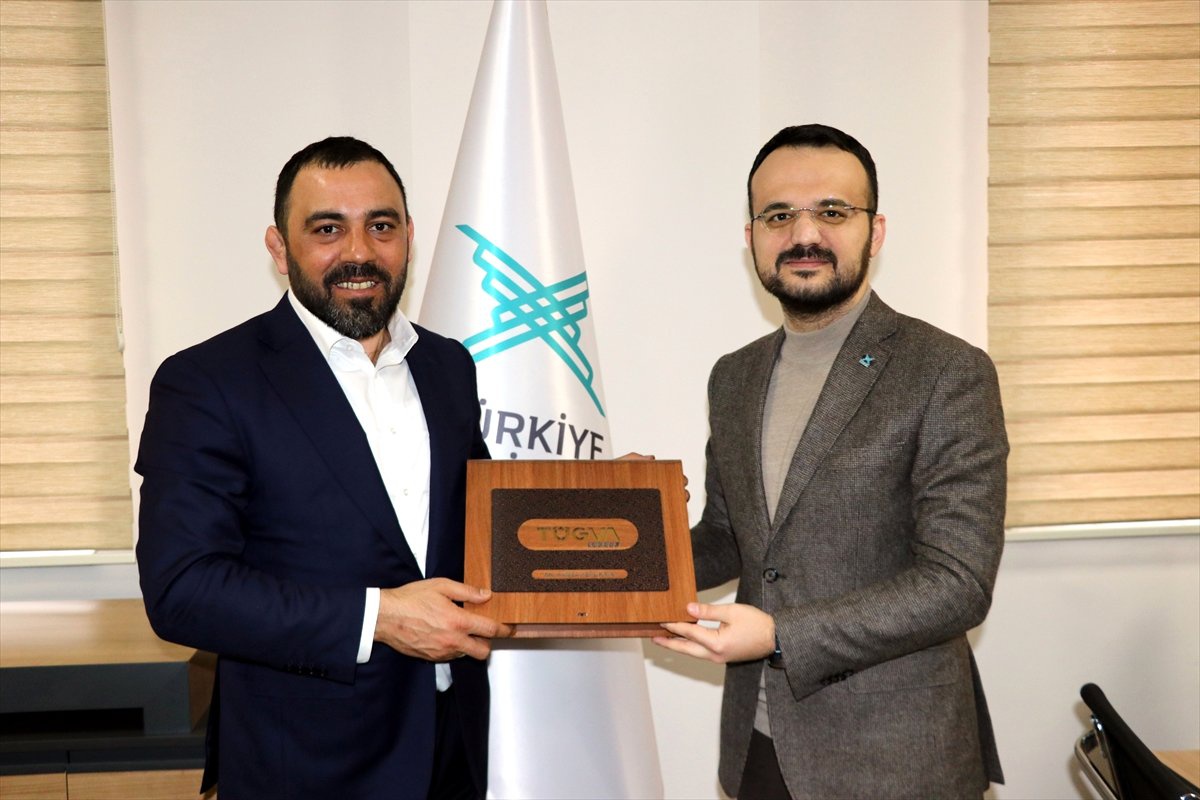 Her Mahalleye Spor Alanları Yapmayı Arzu Ediyoruz"