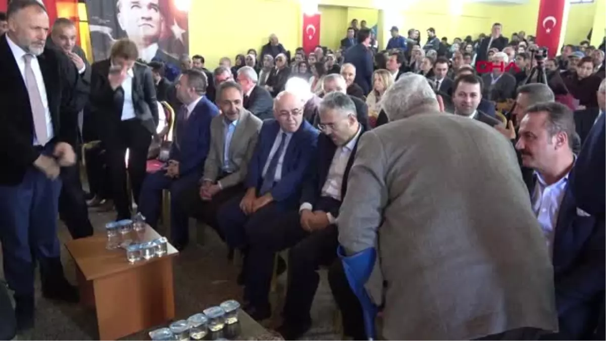 İzmir Bakan Pakdemirli Orman Alanlarında Süs Bitkileri de Yetiştirilebilecek