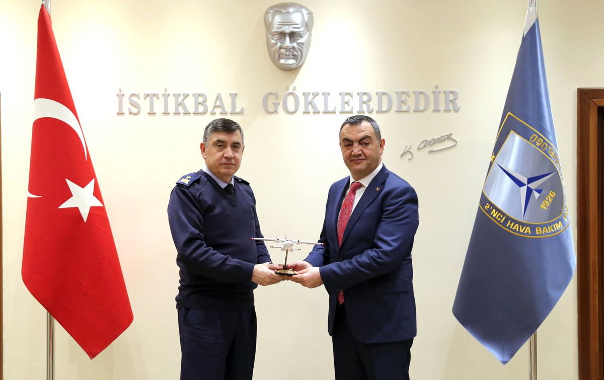 KAYSO\'dan 2\'nci Hava Bakım Fabrika Müdürlüğüne Tebrik Ziyareti