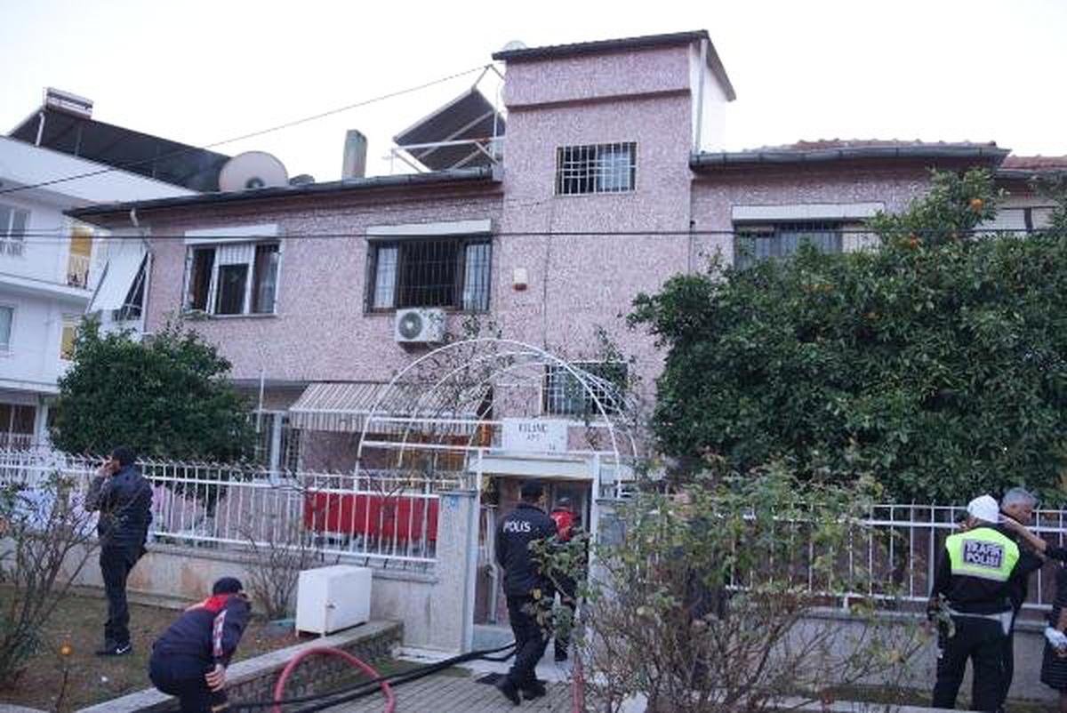 Önce Kavga Ettiler, Sonra Pansiyonu Yaktılar