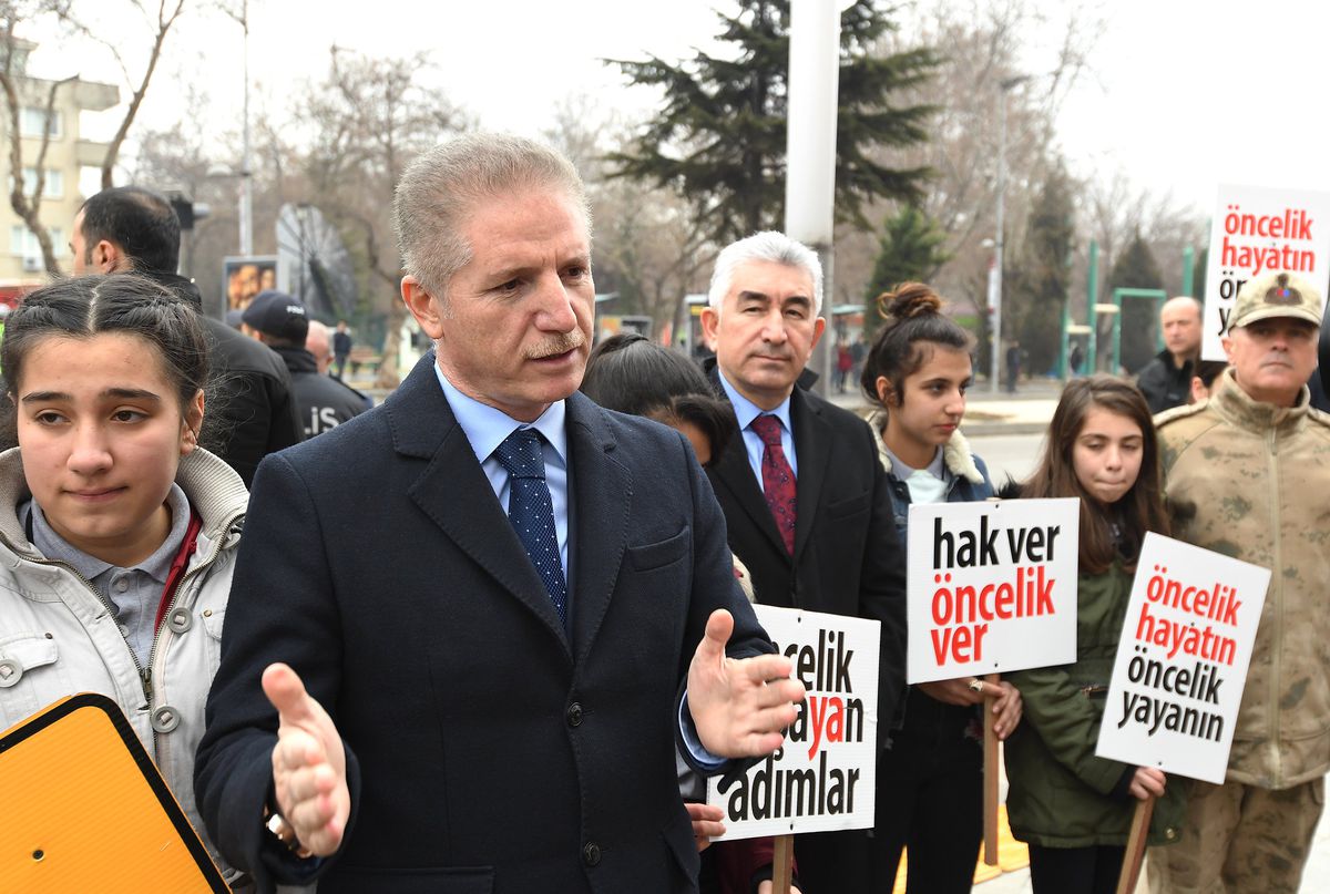 "Öncelik Hayatın, Öncelik Yayanın" Kampanyası Gaziantep\'te Başladı