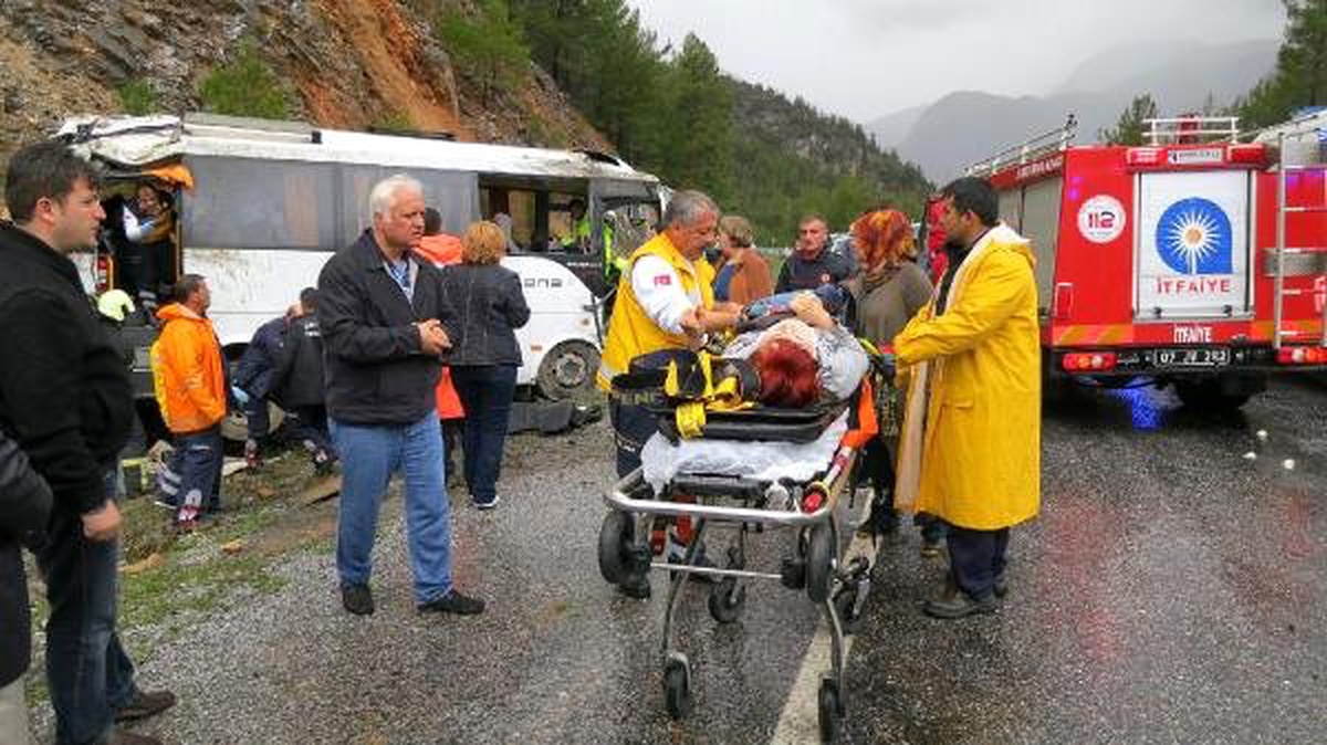 Şoförden \'Emniyet Kemerlerini Takmadılar, Zaten Hepsi Sarhoştu\' Savunması