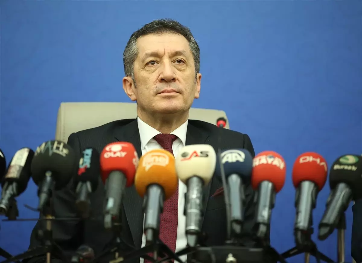 Eğitimi Sadece Sınıflarda, Okullarda Yapılan Bir İş Olarak Görmüyoruz"