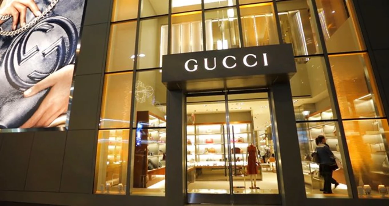 Gucci Tartışılan Siyah Kazağını Satıştan Kaldırdı, Özür Diledi
