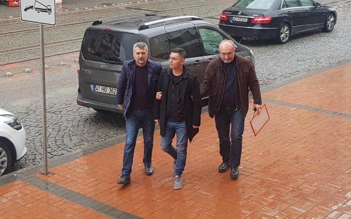 Otel Sahibi, Mühendisi Kendisine Hakaret Ettiği İçin Vurmuş