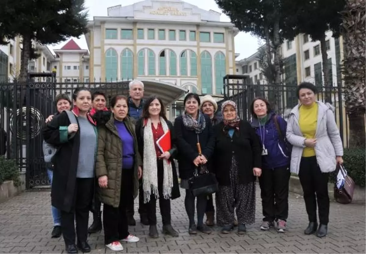 Cam Silerken Yaralanan Minire İnal: Benimle Birlikte Tüm Ev İşçileri Kazanacak