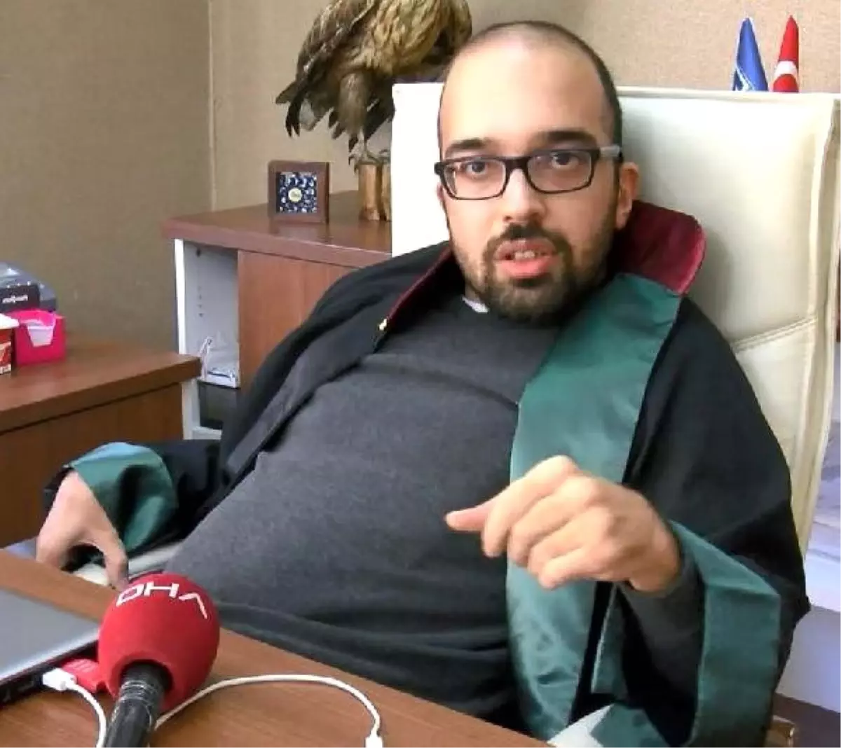 Engel Tanımayan Avukat, Hukuk Bürosu Açtı