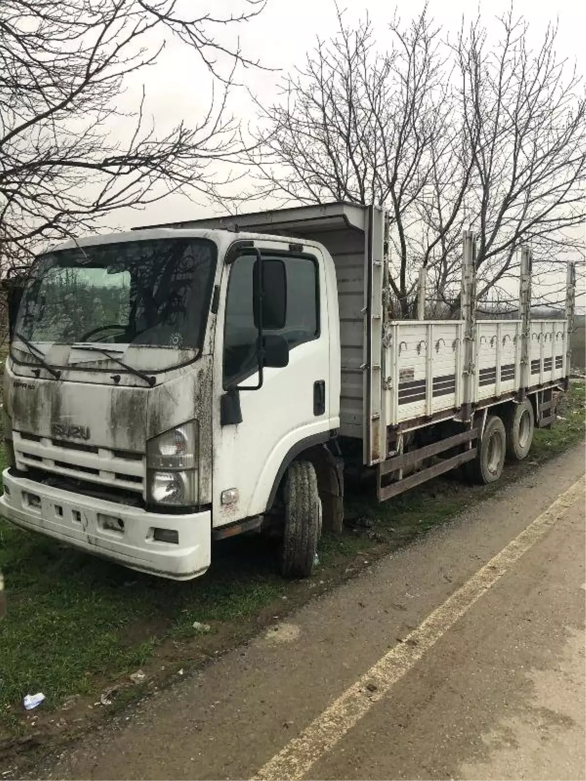 İnegöl\'de İş Yerinin Önünden Çalınan Kamyon, Terk Edilmiş Halde Bulundu