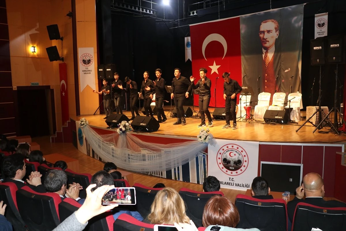 Kırklareli\'nde Dezavantajlı Öğrenciler Konser Verdi