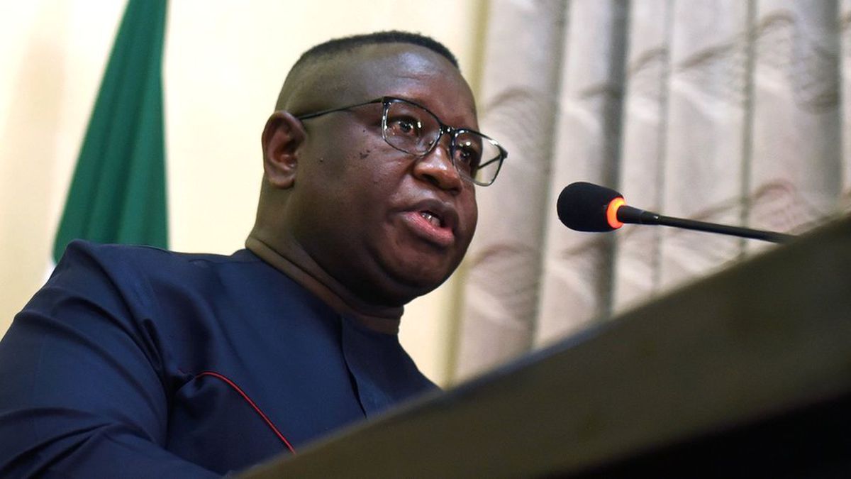 Sierra Leone\'de Artan Taciz ve Tecavüz Vakaları Nedeniyle Acil Durum İlan Edildi