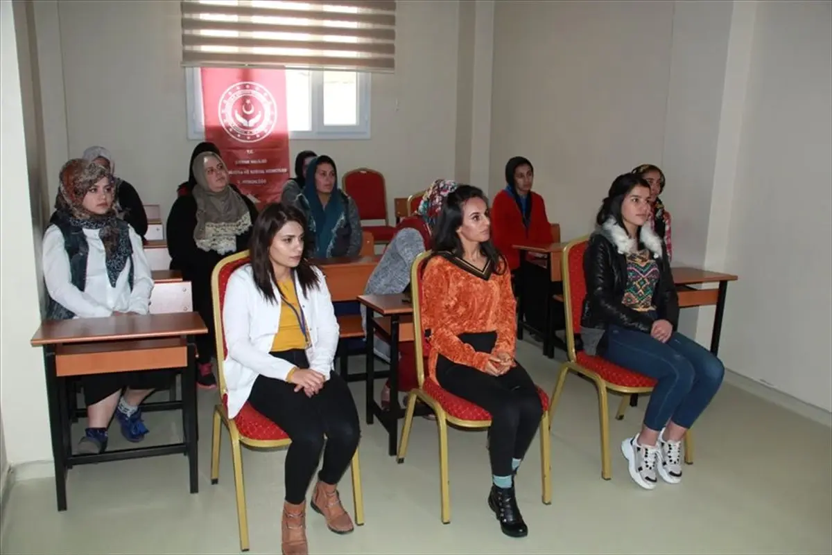 Şırnak\'ta "Aile ve Okul" Konulu Seminer