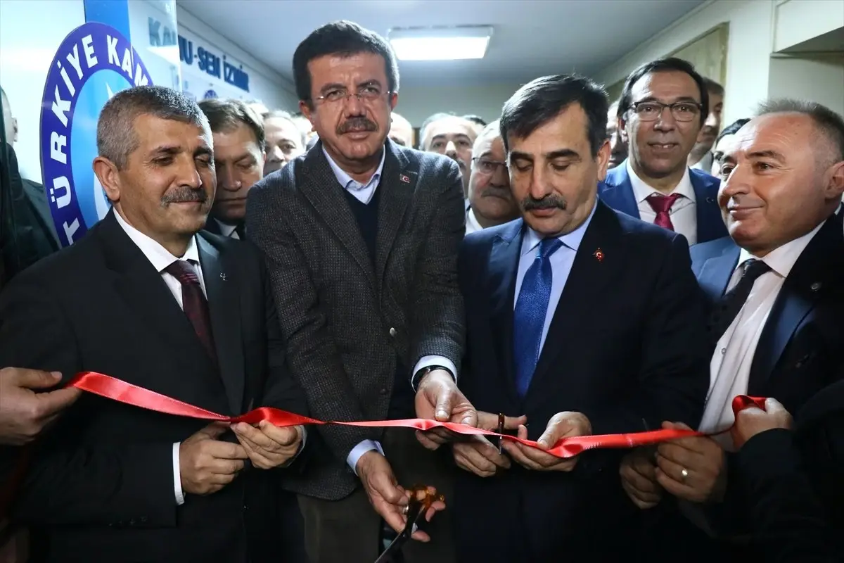 Türkiye\'nin En Önemli İhtiyacı Milli Bir Muhalefet"