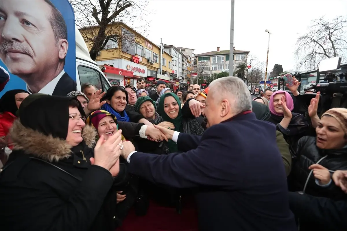 Yıldırım, Beykoz\'da Vatandaşlarla Buluştu