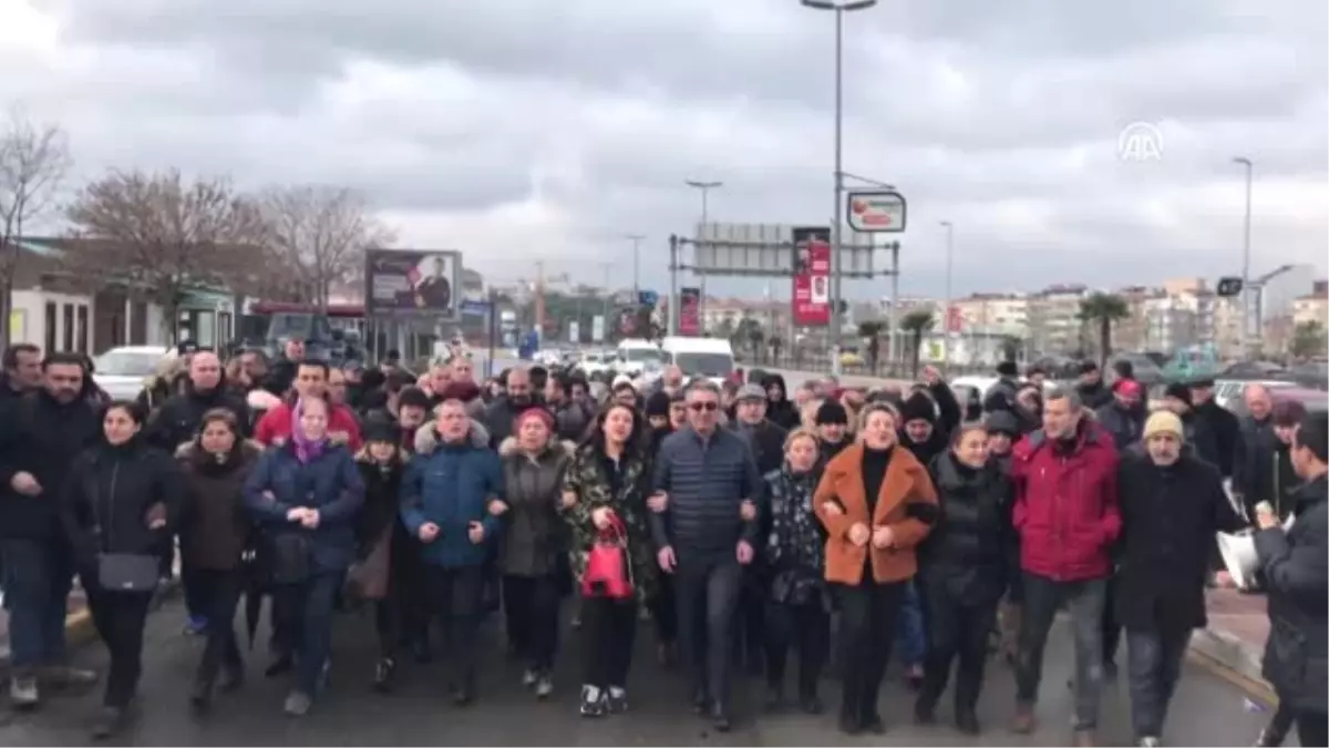 Bir Grup CHP\'linin Ankara\'ya Yürüyüşü