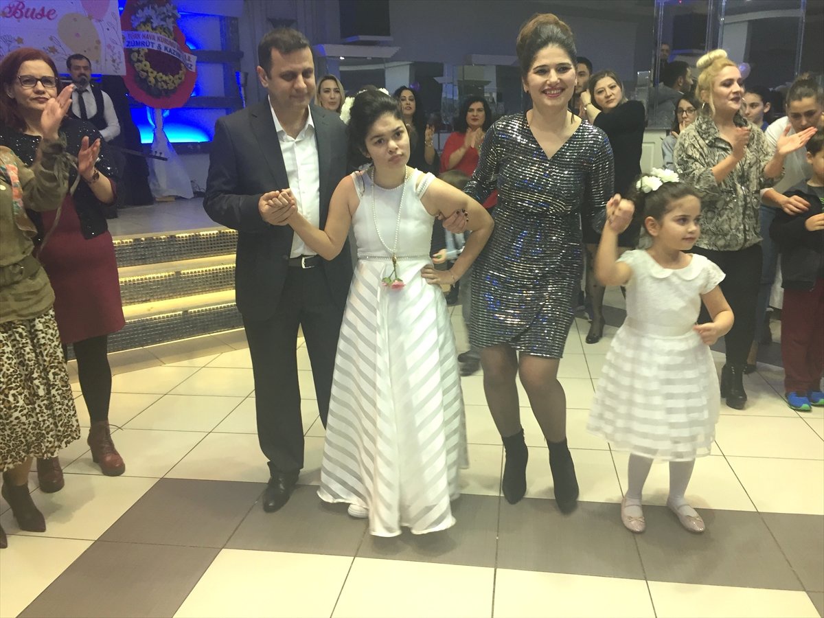 Epilepsi Hastası Kızlarının Hayalini Gerçekleştirdiler