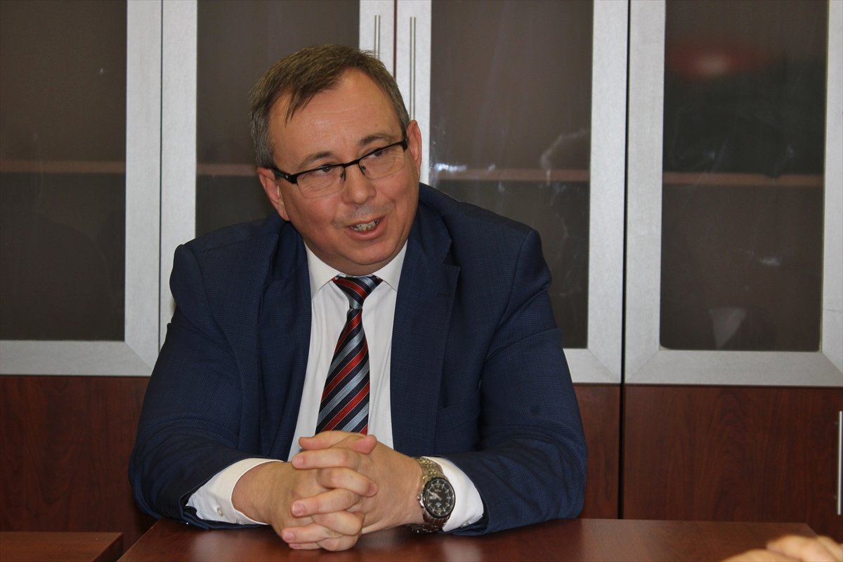 İslam Bütün İnsanlığı Kurtaracak En Büyük Değerdir"