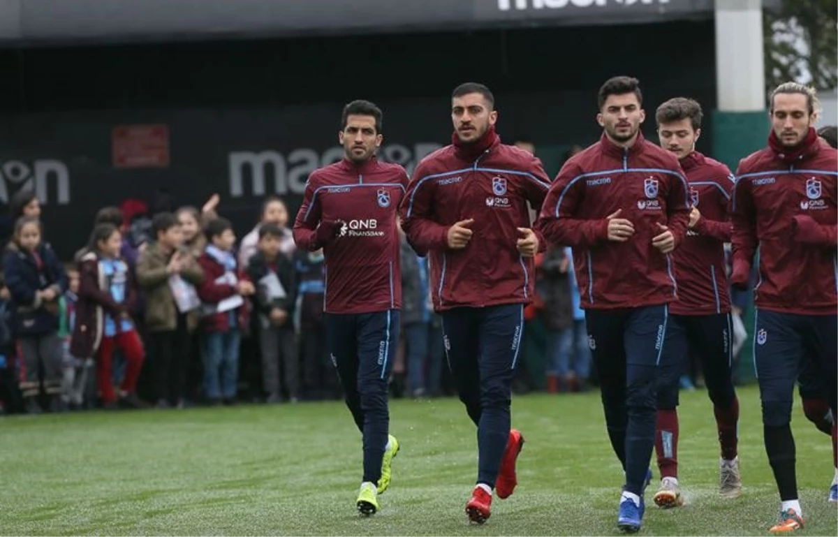 Trabzonspor\'da Sakatlığını Atlatan Jose Sosa Galatasaray Maçının Kadrosuna Alındı