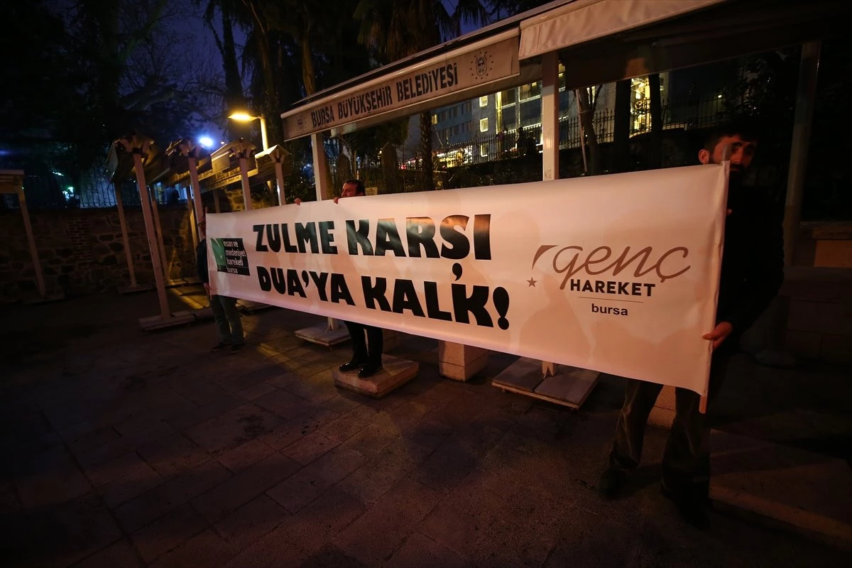 Bursa\'da Çin\'in Doğu Türkistan\'daki Zulmü Protesto Edildi