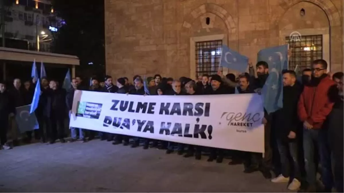 Çin\'in Doğu Türkistan\'daki Zulmü Protesto Edildi