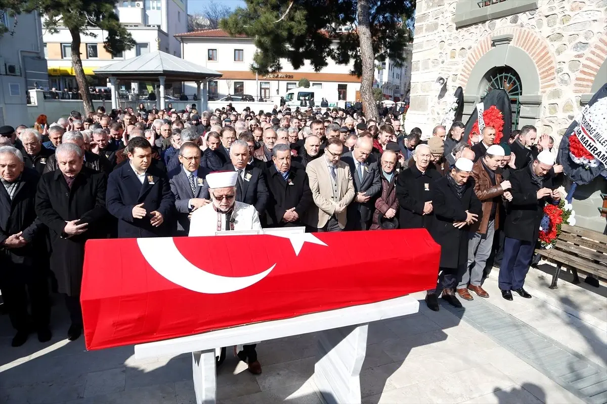 Eski Ticaret Bakanı Halil Başol, Son Yolculuğa Uğurlandı