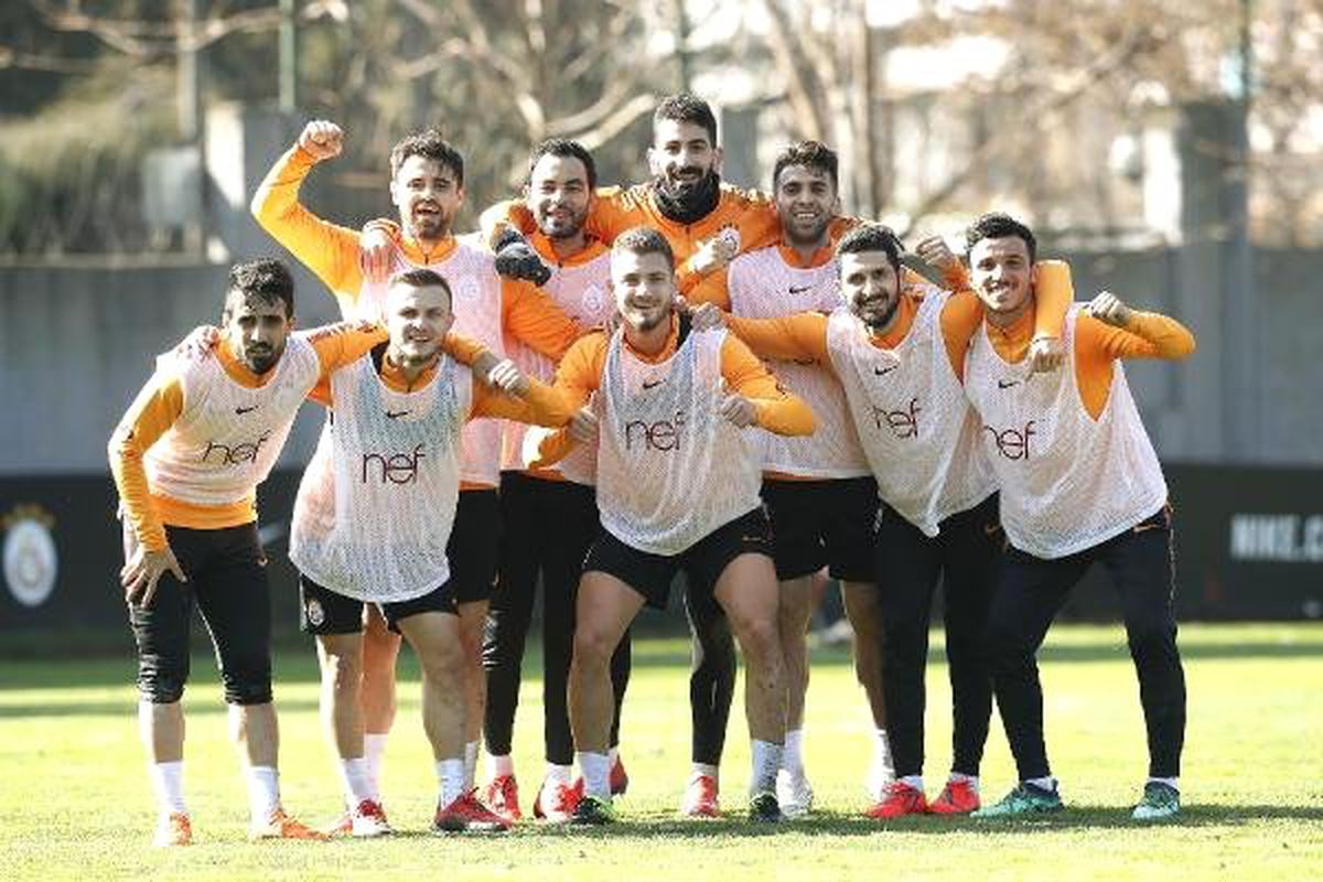 Galatasaray, Benfica Maçı Hazırlıklarına Başladı