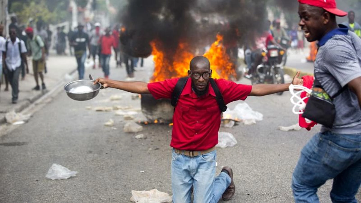 Haiti\'de Yolsuzluk Karşıtı Eylemler: Binlerce Gösterici Polisle Çatıştı