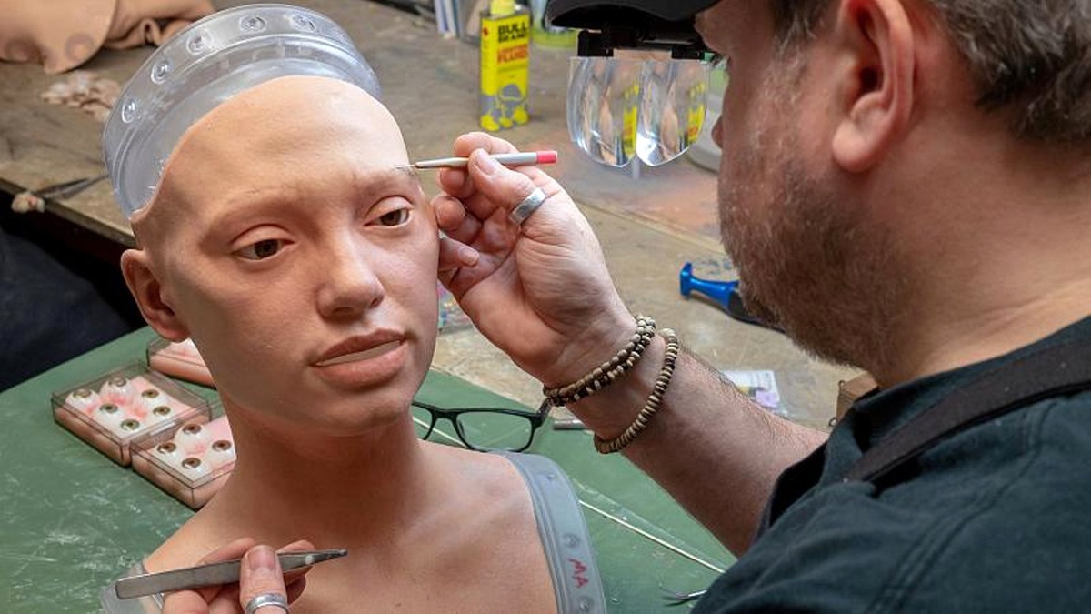 Robottan Sanatçı Olur mu? Ressam Ai-da Geliyor