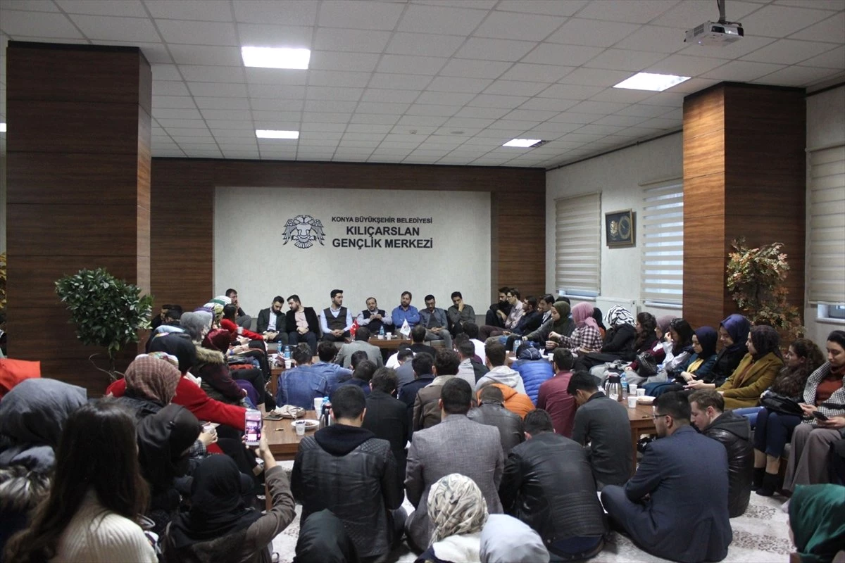 Belediye Gençlik Meclisi\'nde Morolu Yetimler Konuşuldu