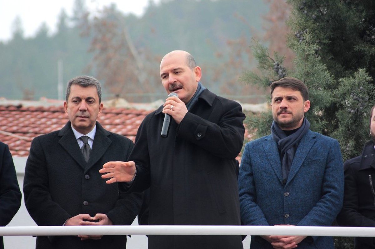 Birileri Maalesef Yanlış Baltaya Sap Olmuştur"