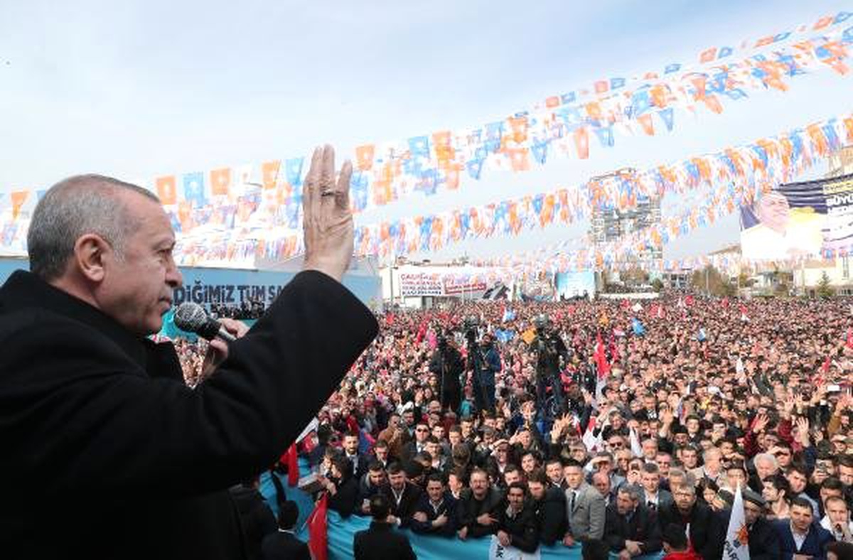 Cumhurbaşkanı Erdoğan: Fiyatlar Yarıya İndi, Daha da İnecek
