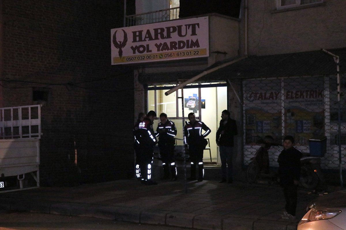 Elazığ\'da Silahlı Kavga: 1 Yaralı
